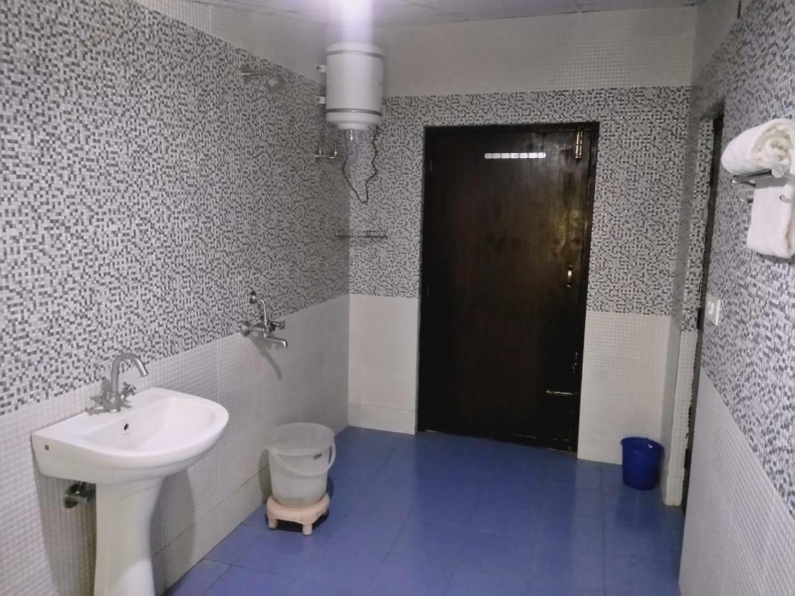 Hotel Gulmarg Mussoorie Eksteriør bilde
