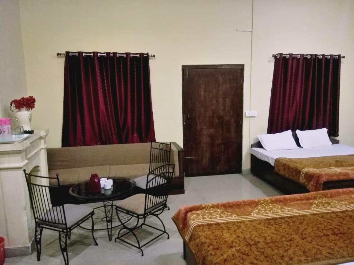 Hotel Gulmarg Mussoorie Eksteriør bilde