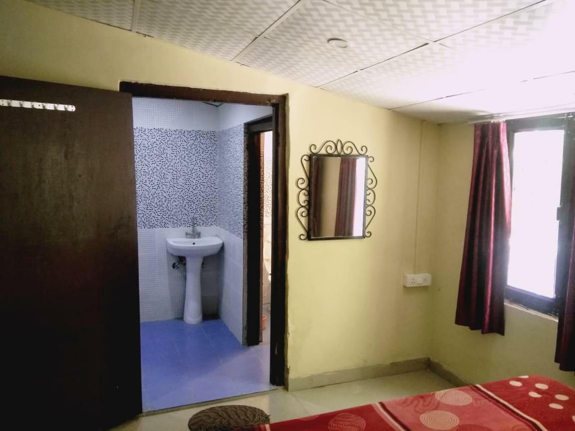 Hotel Gulmarg Mussoorie Eksteriør bilde